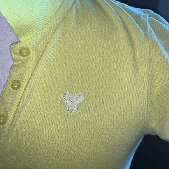 TNA by Aritzia polo shirt - Picture 2 of 4